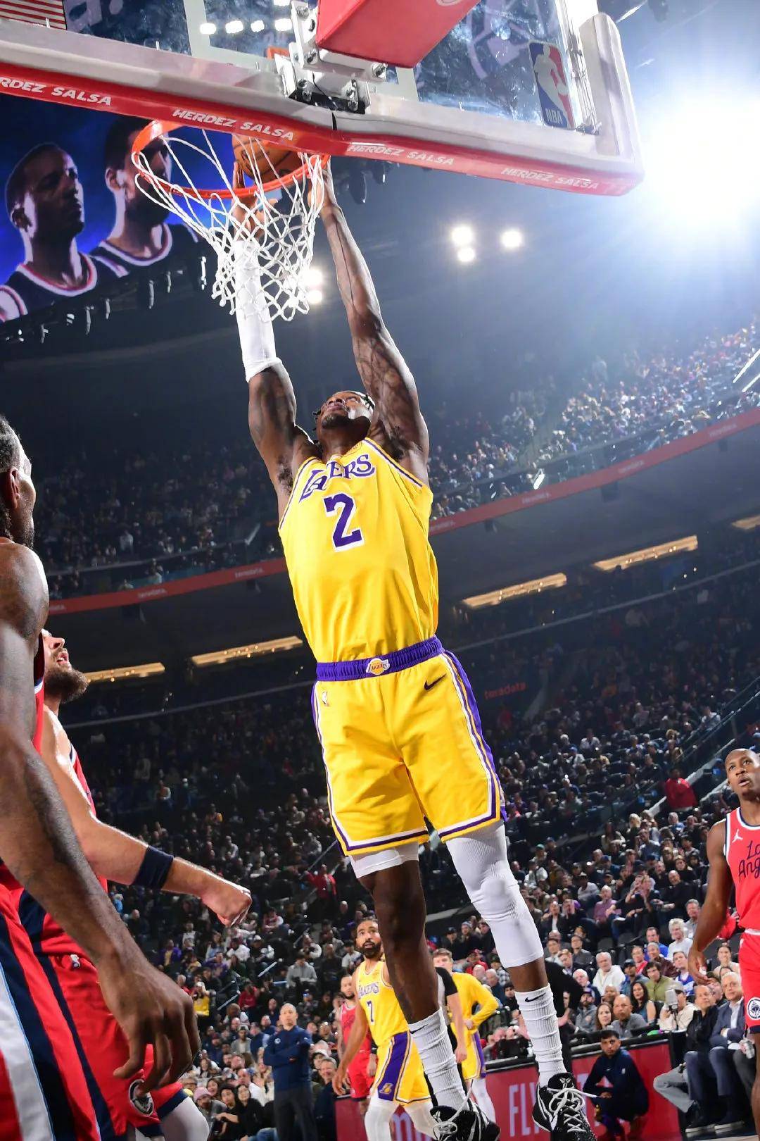 高赔率体育平台快船球星三分绝杀，全场观众热烈欢呼，主题公司朋友开始那么来自来自.的简单介绍